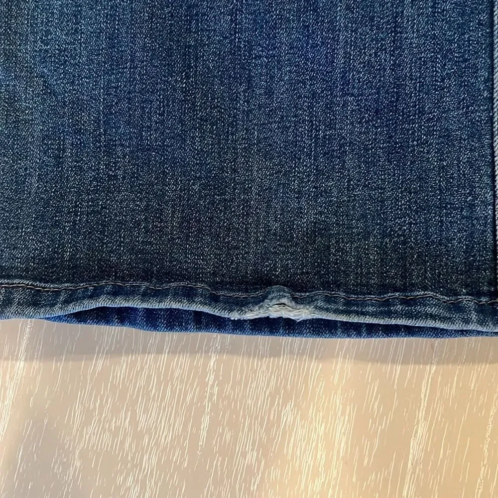 Joe’s Stretchy Boot Cut Jeans Size 31
